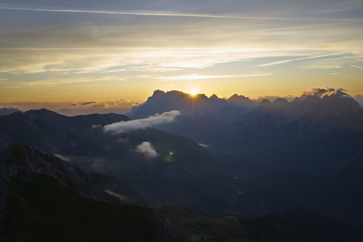 Sonnenaufgang über der Zugspitze