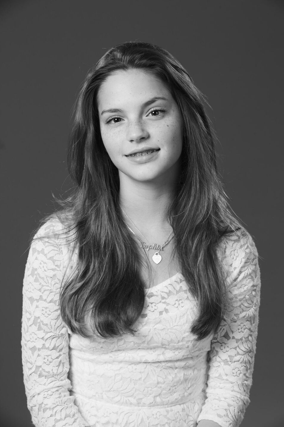 Sophia im privaten Porträt im Fotosalon, einem Fotoatelier in Gräfelfing bei München. Ulrike Frömel macht hier individuelle Porträts mit professionellem Anspruch.