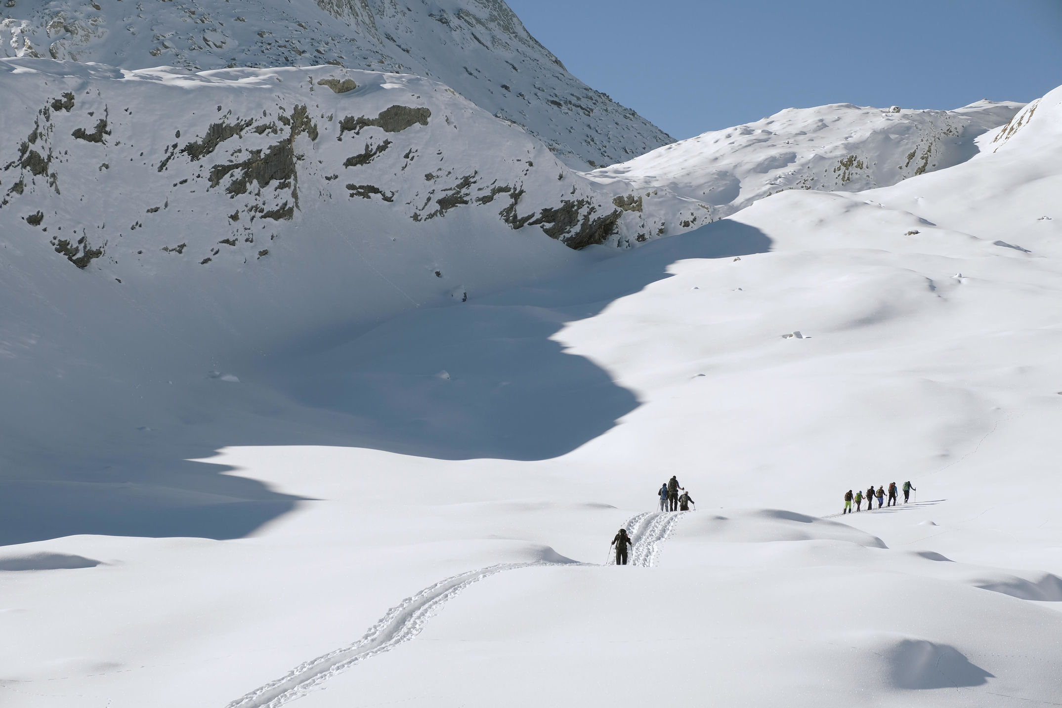 Schneeschuhwanderung im Fanes Gebirge in Südtirol mit dem DAV Summit Club für das Magazin freundin.