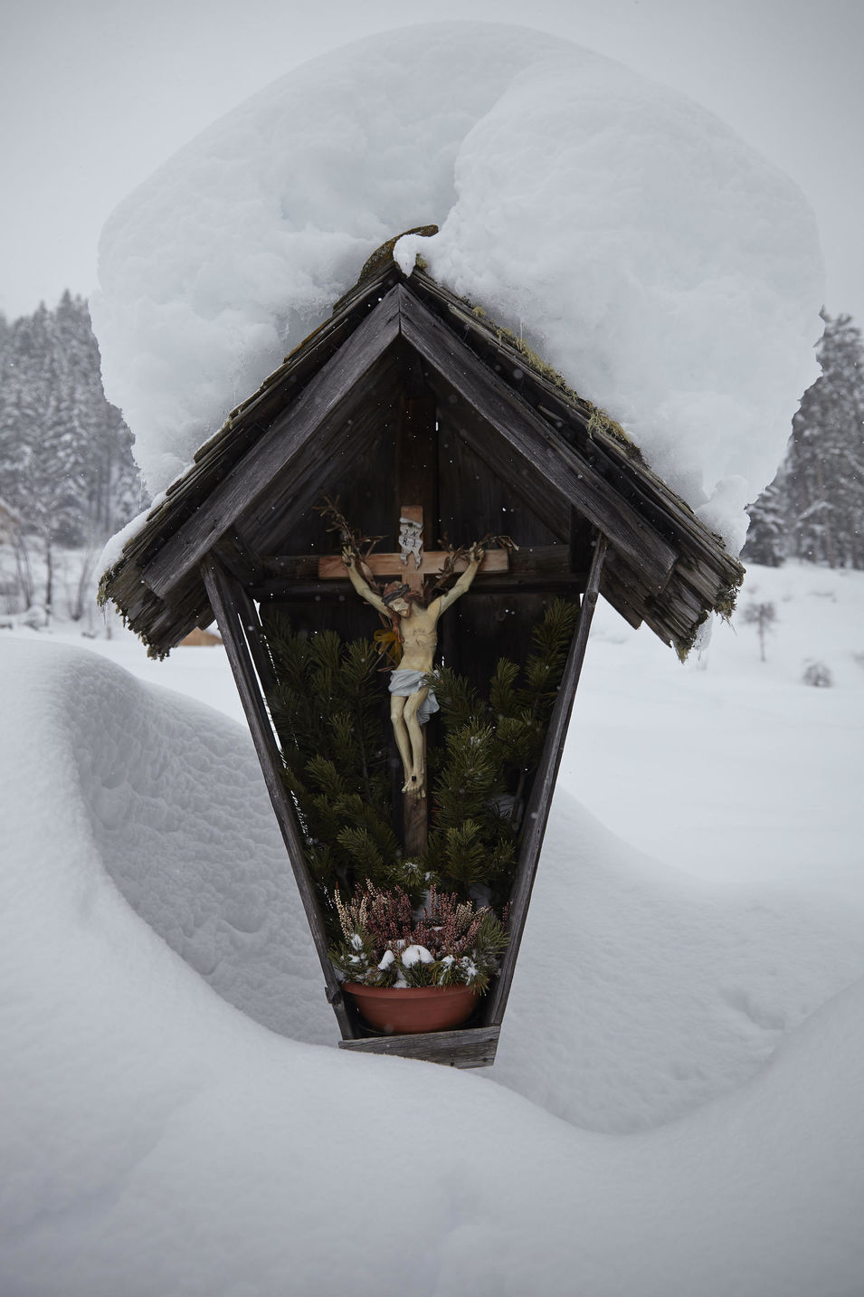 Im Südtiroler Vinschgau liegt der Ort Trafoi, wo im Winter der Pass über das Stilfser Joch endet. Dort liegt das Hotel Belvedere von Familie Thöni.