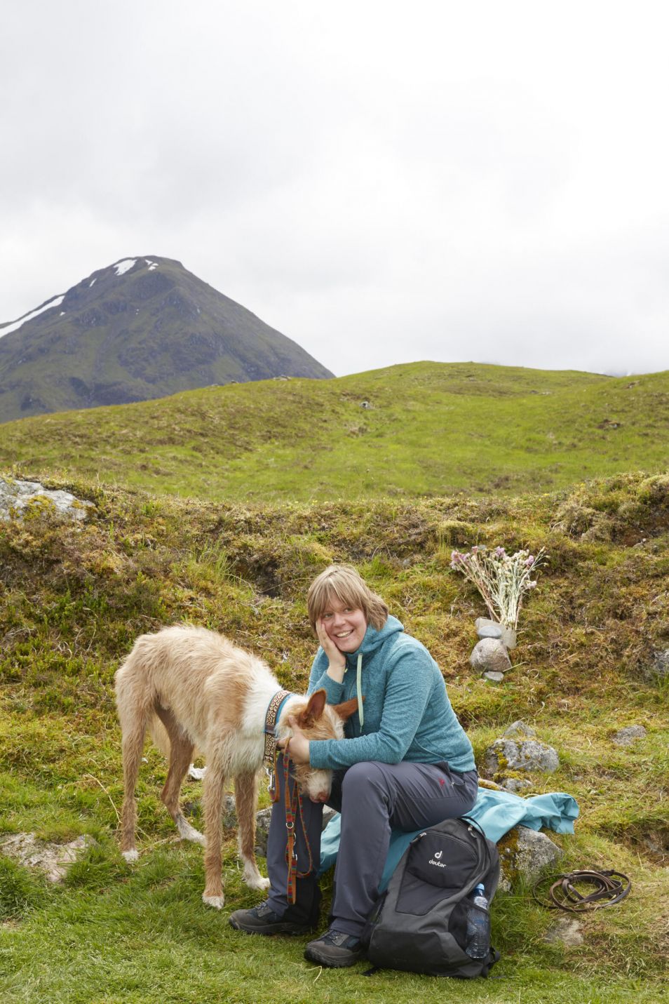 Mehrtägige Wanderung mit Hunden auf dem schottischen West Highland Way. Fotografiert für die Zeitschrift DOGS, Autorin Andrea Mertes