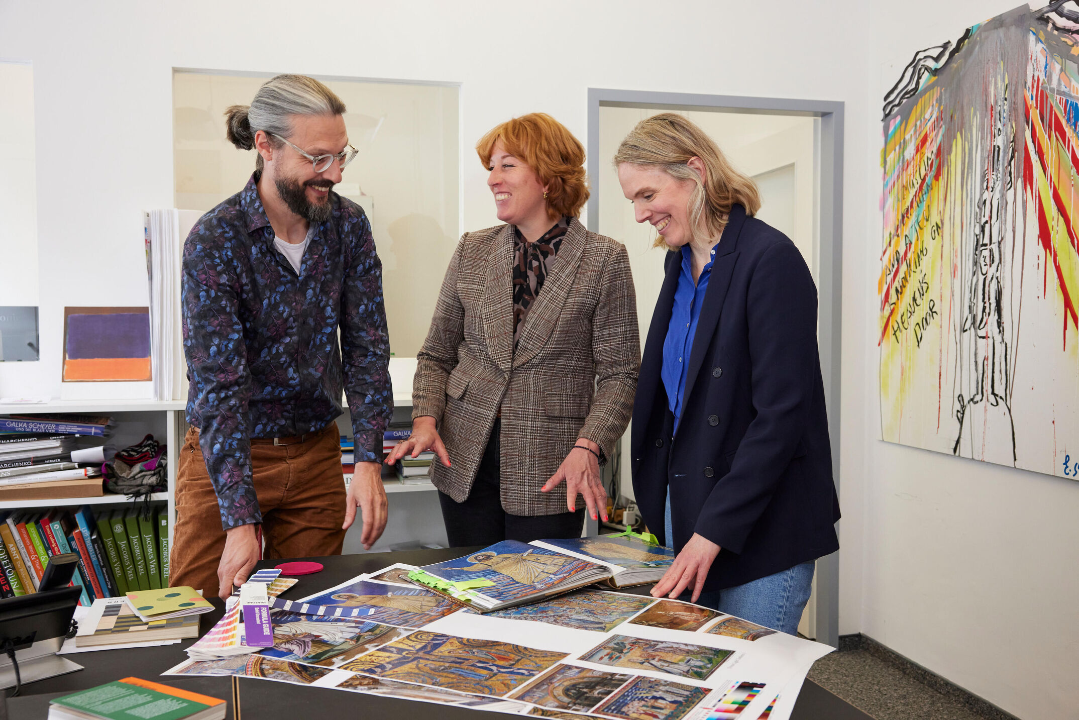 Porträt des renommierten Kunstbuchverlags Hirmer in München. Der Verlag ist bekannt für seine anspruchsvollen Bücher zu Kunst aus allen Epochen.